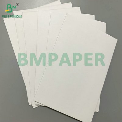 1mm 2mm Putih Atas Putih Kembali Laminasi Papan Kardus permukaan tanpa kayu
