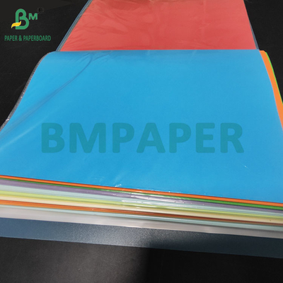 110gsm 150gsm Warna Bristol Paper Untuk Kerajinan DIY 700 x 1000mm Percetakan yang baik