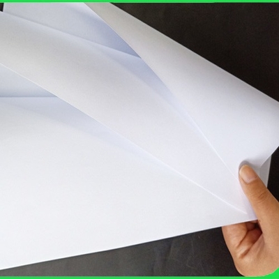 Ketebalan 60gm - 120gm Putih Tinggi104% Offset Paper Untuk Buku Sekolah