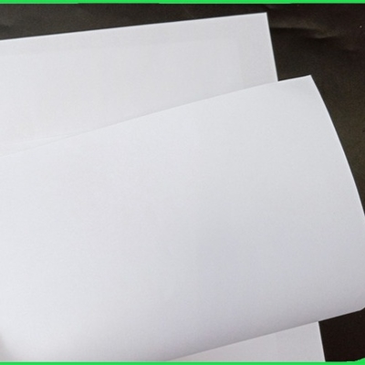 Ketebalan 60gm - 120gm Putih Tinggi104% Offset Paper Untuk Buku Sekolah