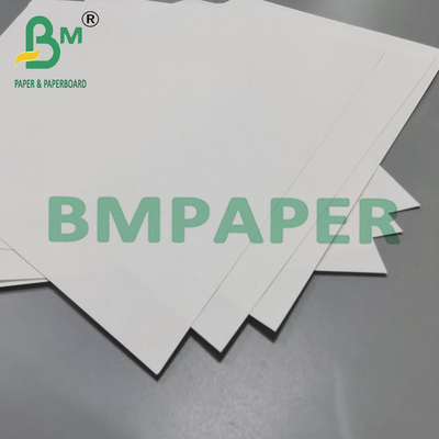 120g Keputihan Tinggi Kekuatan yang Baik Gulung Kertas Kraft Putih Lebar 889mm