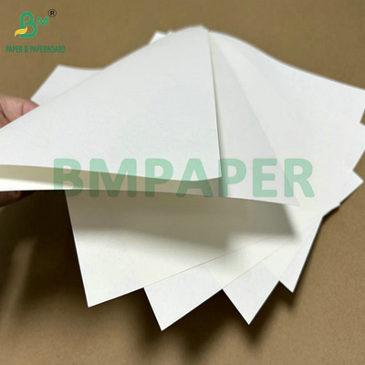 70gr 80gr Kekuatan robek Micro-reped kertas pemutih Untuk kantong semen 720MM 820MM