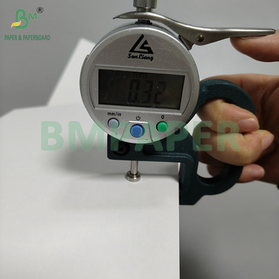 300gm 330gm Putih C2S Glossy Paper Dengan Core Hitam Biru High Stiffness Paper