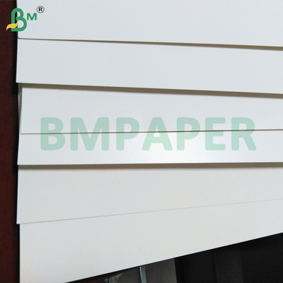Permukaan halus Papan kertas yang dapat dicetak untuk kemasan makanan beku