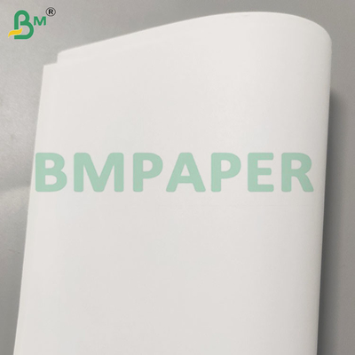 Lembar kertas cetak ofset tanpa lapisan dengan penyerapan tinta yang baik