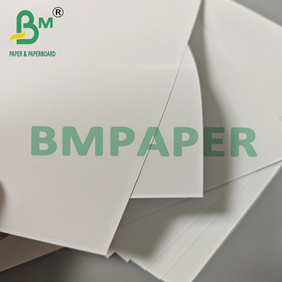128gm Kekuatan yang sangat baik Glossy Dan Matte Coated Paper Untuk Kartu Undangan