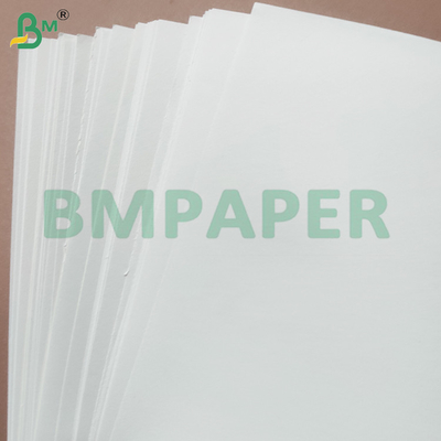 Pulp Daur Ulang Kayu Bebas kertas tak berlapis Lembar untuk Berbagai Buku