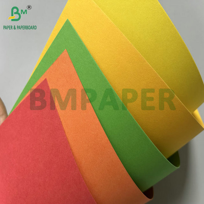 180 gram 220 gram Kertas Bond Berwarna Biru Kuning Untuk Pencetakan Normal 70 x 100cm