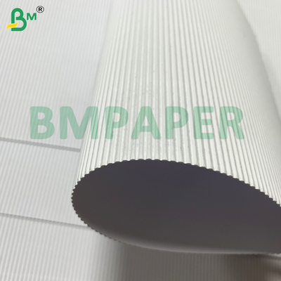 Kertas Bergelombang Bergelombang Putih Dapat Dicetak 100Gsm Untuk Pengemasan Kotak
