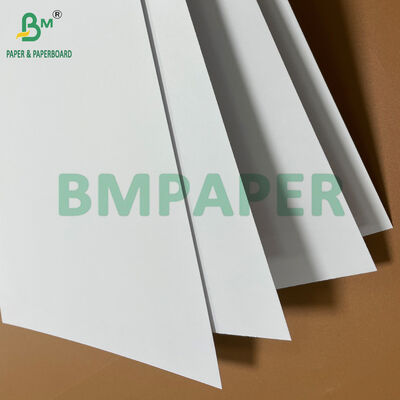 Kekakuan yang sempurna 200gm 250gm 300gm Uncoated White Paperstock untuk sampul buku