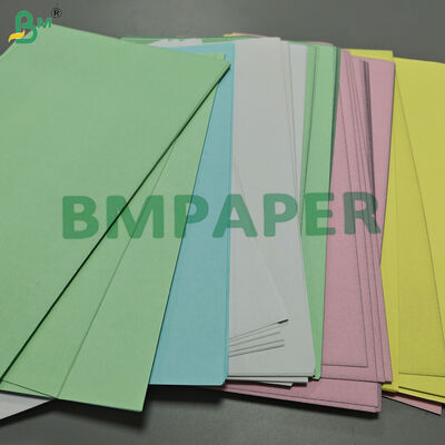 80gsm 170gsm CF Papan Kertas Tanpa Karbon Untuk Bentuk Bank Gambar Renyah 70 x 100cm