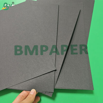250gm 300gm Kertas Kardus Hitam Untuk Paket Perhiasan Percetakan yang sangat baik
