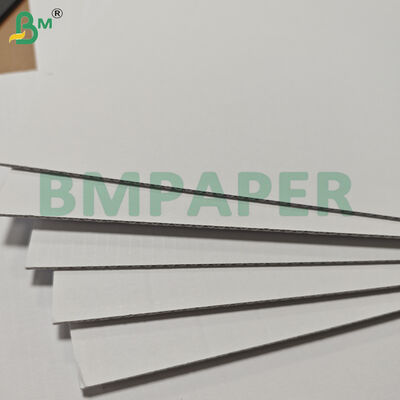 150+100+150gsm Papan Bergelombang Putih Kekakuan Tinggi E Flute