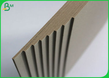 2.2mm 2.4mm Adiabatic Grey Cardboard Sheets Ukuran Disesuaikan Untuk Pengemasan Lembar