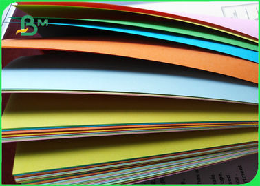 Kertas Copy Pink / Green 70g 80g Kertas Berwarna Disesuaikan 70 x 100cm lembar