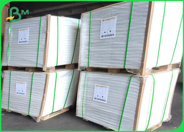 Daur ulang White Top Kraft Linerboard Untuk Liner Karton 140gsm 170gsm