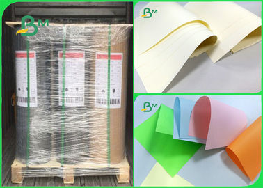 60 70 80gsm Kertas tanpa kayu / Offset Kertas Krim Atau Warna Lain Dalam Gulung
