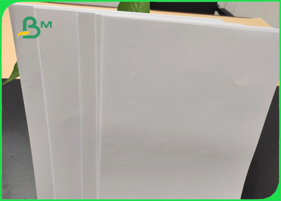 140gm Putih Uncoated Woodfree Sheet Paper Kecerahan Tinggi