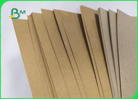 110 - 220gsm Lembar Kraft Liner Daur Ulang Untuk Kotak Kemasan 65 * 86cm